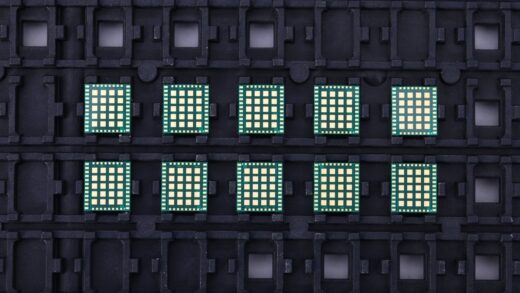 Intel Ships Blockscale ASIC Chips To Selected Bitcoin Mining Companies