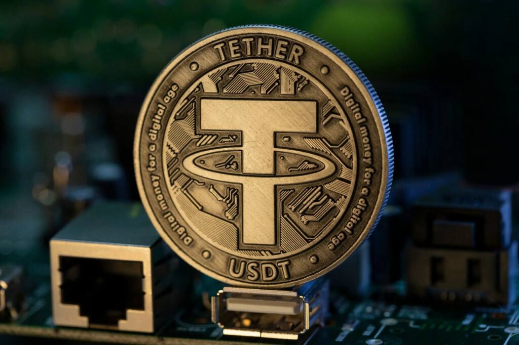 Tether temporarily lost its peg to the US dollar