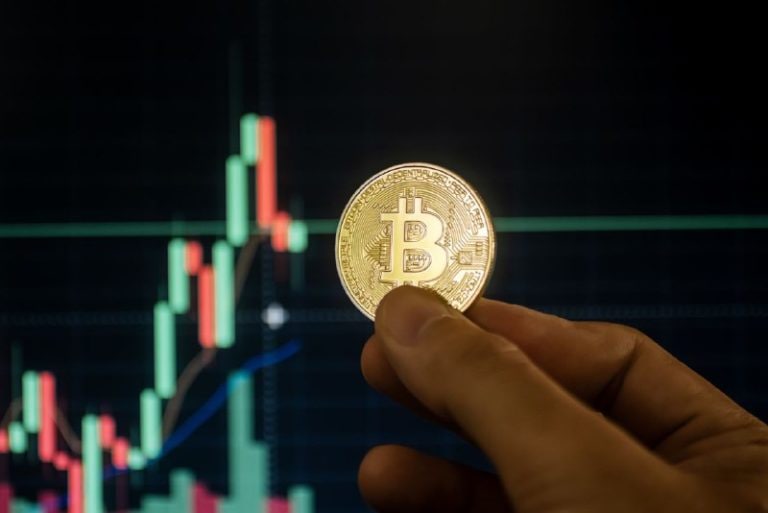 47 of Bitcoin holders remain in profit despite BTC’s 60 price drop in 2022