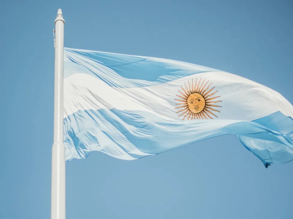 Argentina Dismantles Illegal Crypto Mining Operation, Apprehends 40