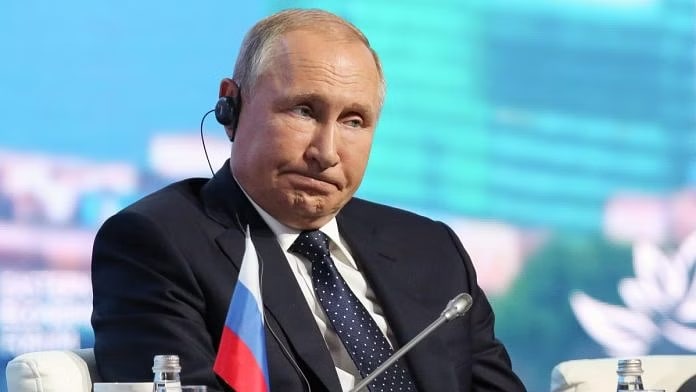 Putin calls for blockchainbased international payment system